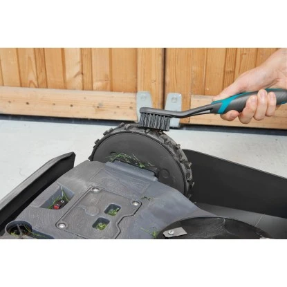 Gardena Wartungs- Und Reinigungs-Set Für Mähroboter Inkl. Aufbewahrungsbox 8 Gardena Wartungs- Und Reinigungs-Set Für Mähroboter Inkl. Aufbewahrungsbox – Bild 6