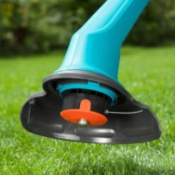 Gardena Elektro-Rasentrimmer SmallCut 300/23 16 Gardena Elektro-Rasentrimmer SmallCut 300/23 -Gartengeräte Geschäft 6235154 A 02