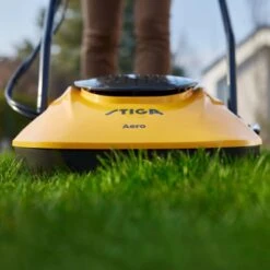 Stiga Akku-Luftkissenmäher Aero 132e Inkl. 2 Akkus & Doppelladegerät -Gartengeräte Geschäft 7050164 A02